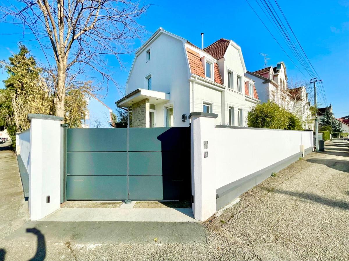 Charmante Maison - Centre-Ville コルマール エクステリア 写真